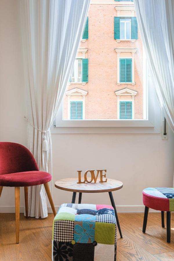 Tempobiancosuites Болонья Экстерьер фото